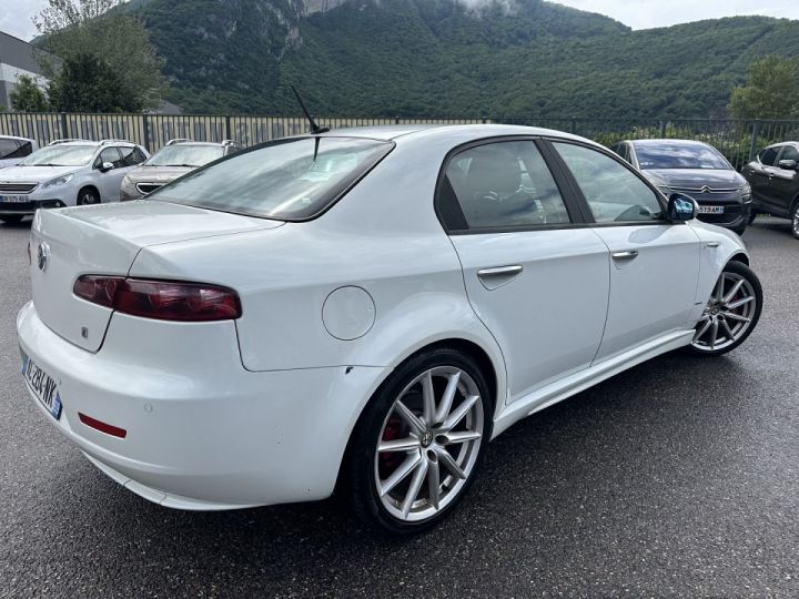 Alfa Romeo 159 1.9 JTD150 16V DISTINCTIVE Blanc - 3