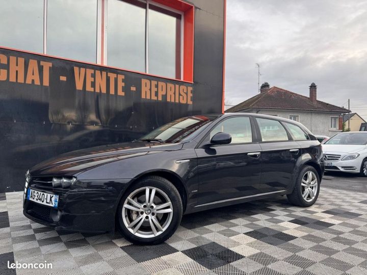 Alfa Romeo 159 SW 1.9 JTD120 Noir - 3