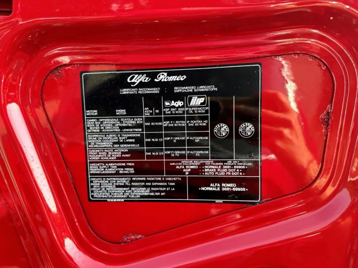 Alfa Romeo 2000 GTV Rouge - 39