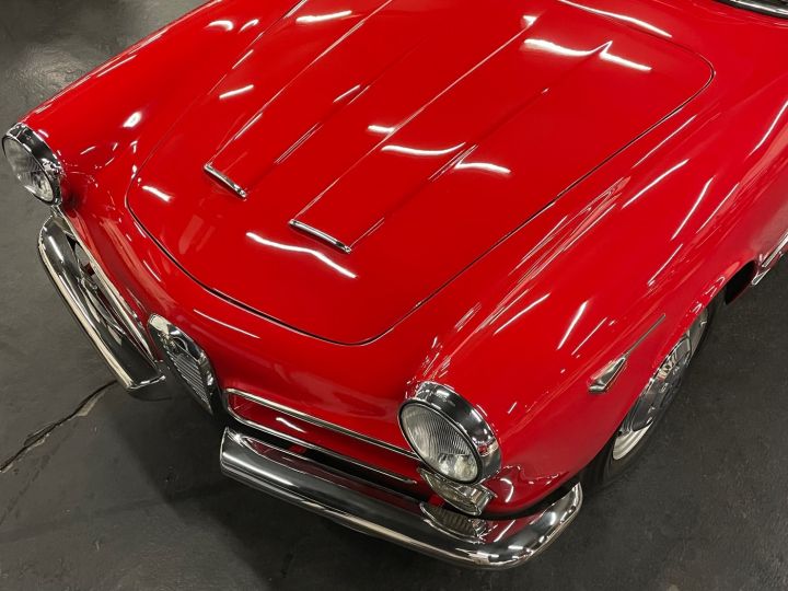 Alfa Romeo 2000 SPIDER TOURING SUPERLEGGERA Rouge - 39