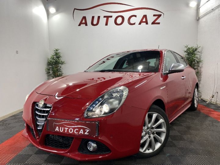 Alfa Romeo Giulietta 1.4 TB MultiAir 170ch SetS Distinctive TCT Rouge - 1