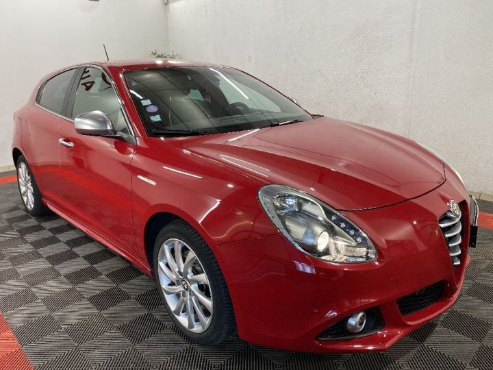 Alfa Romeo Giulietta 1.4 TB MultiAir 170ch SetS Distinctive TCT Rouge - 4