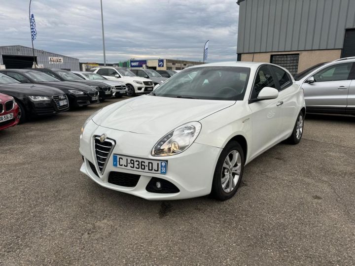 Alfa Romeo Giulietta 1.6 jtdm 105 ch dsitinctive business Blanc - 2