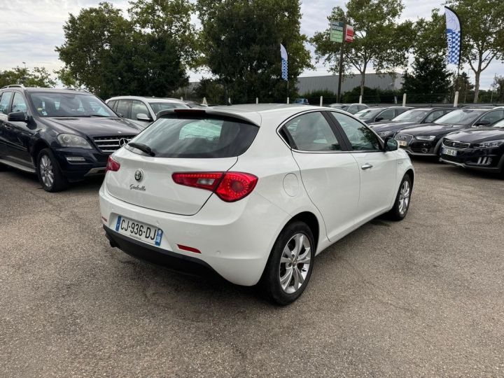 Alfa Romeo Giulietta 1.6 jtdm 105 ch dsitinctive business Blanc - 4