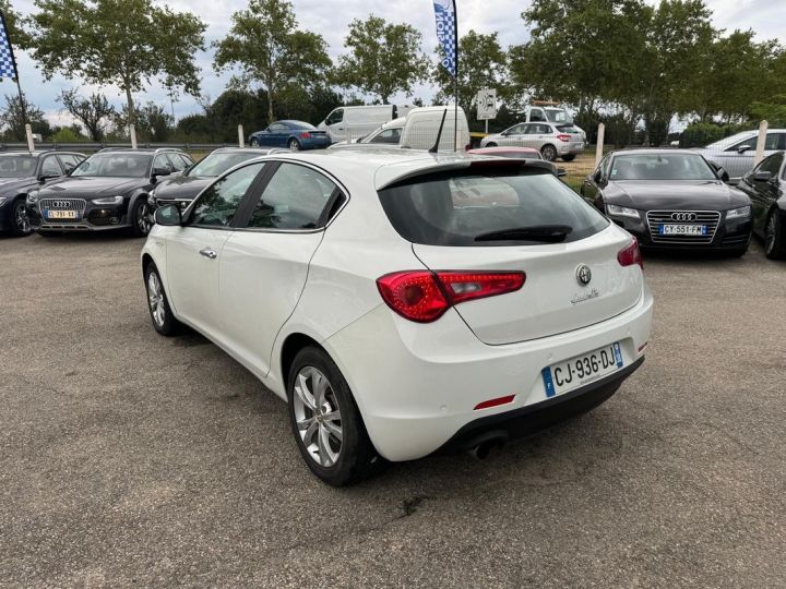 Alfa Romeo Giulietta 1.6 jtdm 105 ch dsitinctive business Blanc - 5