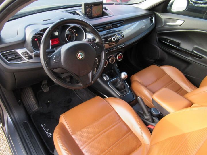 Alfa Romeo Giulietta 2.0 JTDM170 EXCLUSIVE STOP&START Gris Fonce - 2