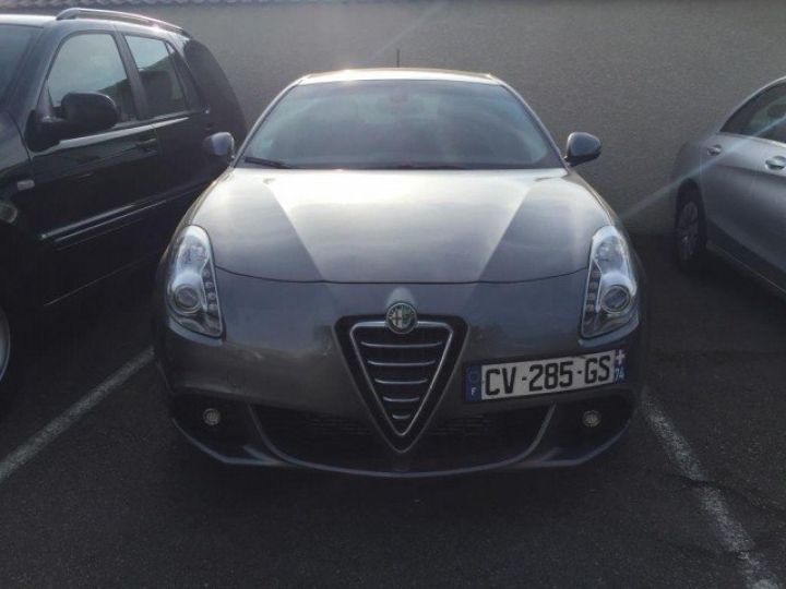 Alfa Romeo Giulietta GIULETTA 1.6 JTD 105CV DISTINCTIVE BV6 GPS     Diesel GRIS METAL - 2