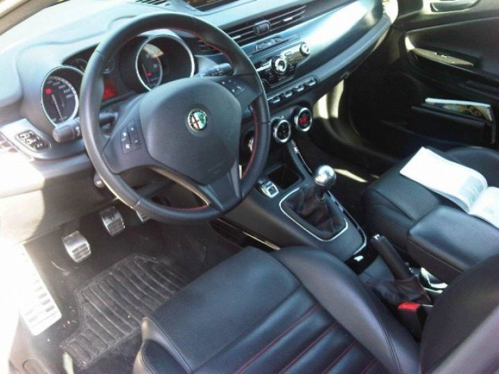 Alfa Romeo Giulietta GIULETTA 1.6JTD S&S 105CV SELECTIVE     Diesel NOIRE - 7