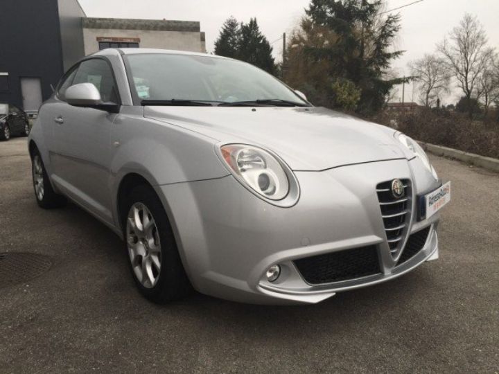 Alfa Romeo Mito 1.4 TJET 155      Essence GRIS METAL - 1