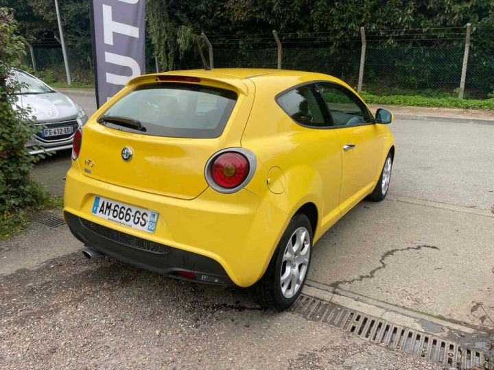 Alfa Romeo Mito 955_ 1.4 (78Ch) Jaune Laqué - 13