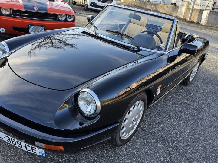 Alfa Romeo Spider 2.0L I Série 4 Noir - 3