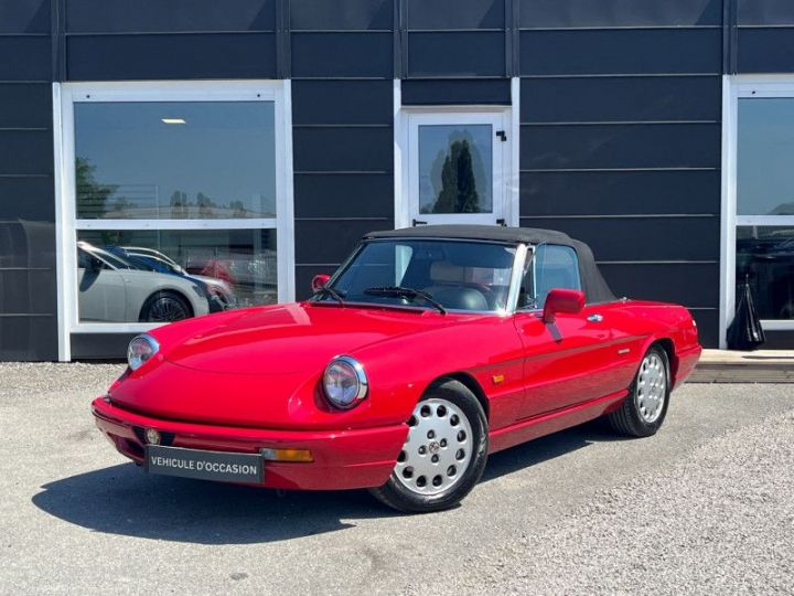 Alfa Romeo Spider 2000 Rouge - 1