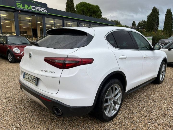 Alfa Romeo Stelvio  2.0T 280ch First Edition Q4 AT8 BLANC - 2