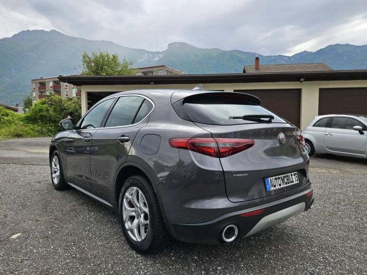 Alfa Romeo Stelvio 2.2 Diesel 160ch Edizione AT8 MY19 Gris - 2