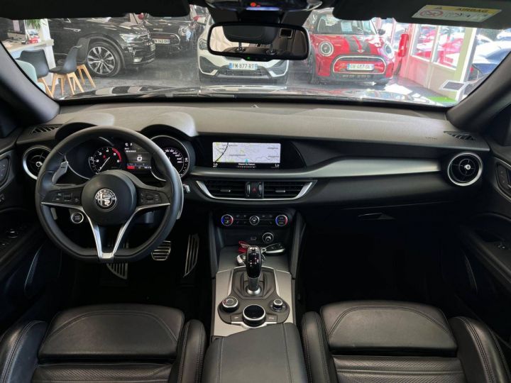 Alfa Romeo Stelvio 2.2 Diesel 210ch Super Q4 AT8 NOIR - 11