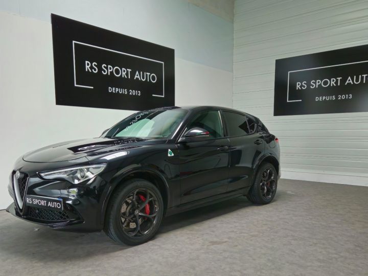 Alfa Romeo Stelvio QUADRIFOGLIO 510CH Noir - 2