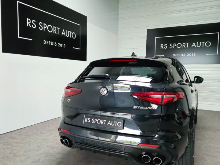 Alfa Romeo Stelvio QUADRIFOGLIO 510CH Noir - 14