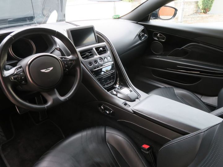 Aston Martin DB11 4.0 V8 510 *360° *LED* Entretien Full AM / Caméra / Garantie AM encore jusqu'au 7/2025 ! ! (prolongeable) Noire - 10