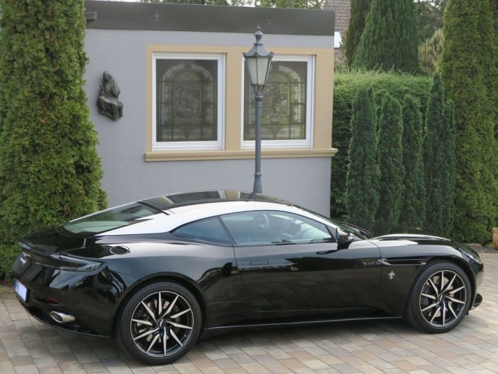 Aston Martin DB11 4.0 V8 510 *360° *LED* Entretien Full AM / Caméra / Garantie AM encore jusqu'au 7/2025 ! ! (prolongeable) Noire - 14