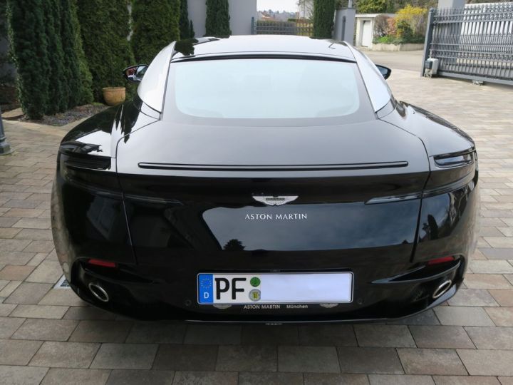 Aston Martin DB11 4.0 V8 510 *360° *LED* Entretien Full AM / Caméra / Garantie AM encore jusqu'au 7/2025 ! ! (prolongeable) Noire - 19