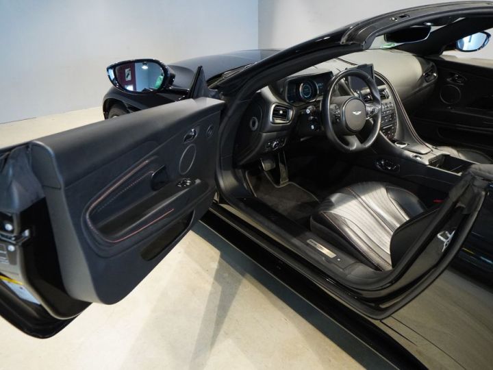 Aston Martin DB11 4.0 V8 Volante 510 1èreM 360° Garantie 12 Mois Prémium Noire - 11