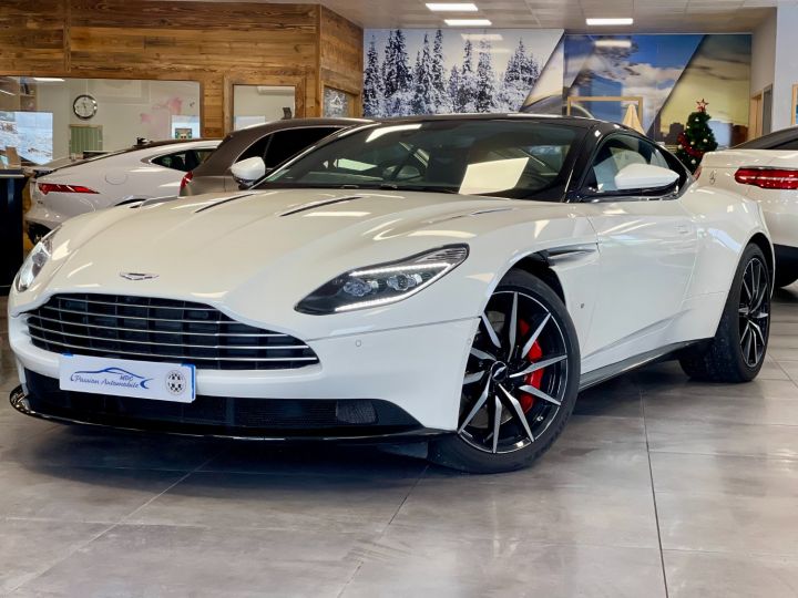 Aston Martin DB11 5.3 V12 Blanc nacré - 1