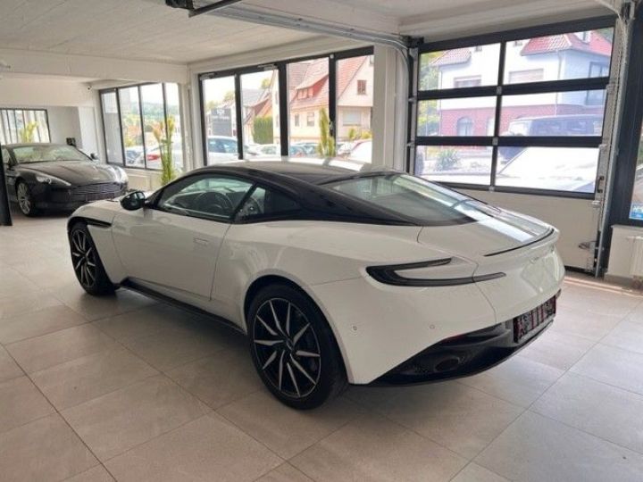 Aston Martin DB11 / Garantie 12 mois blanc - 3