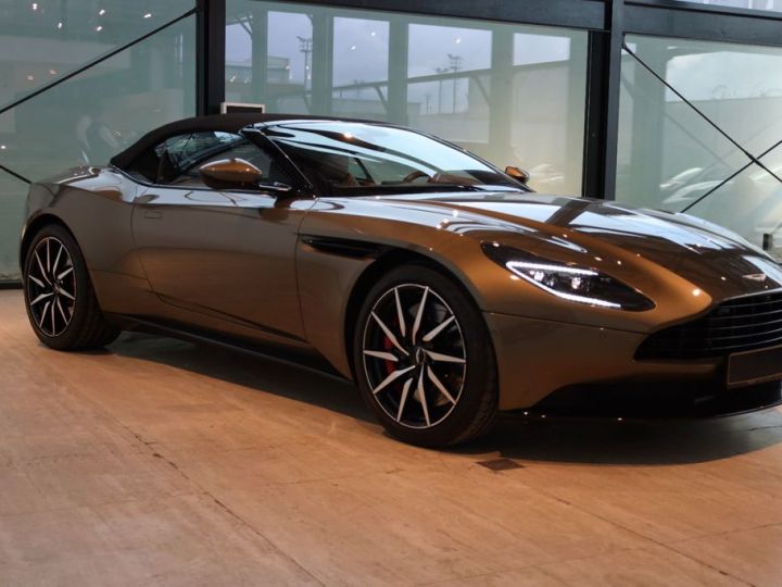 Aston Martin DB11 V8 4.0 510 Volante Sport Configuration RARE !! 360° B&O Garantie 12 Mois Prémium Vert Arden - 2