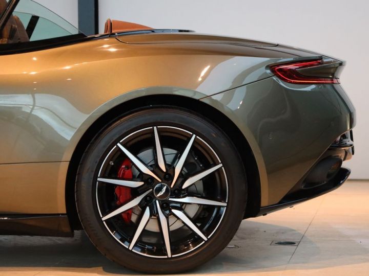 Aston Martin DB11 V8 4.0 510 Volante Sport Configuration RARE !! 360° B&O Garantie 12 Mois Prémium Vert Arden - 8