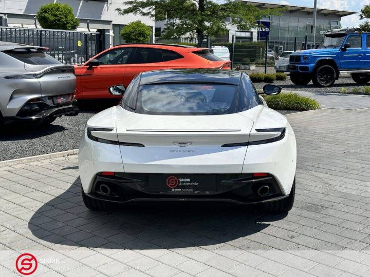 Aston Martin DB11 V8 / Garantie 12 mois blanc - 4