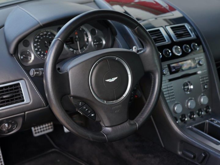 Aston Martin DB9 ASTON MARTIN DB9 COUPE 5.9 V12 455 Ch TOUCHTRONIC - GARANTIE 12 MOIS - Entretien Full Aston Martin - Sièges électriques Et Chauffants - Régulateur De Tungsten Silver - 26