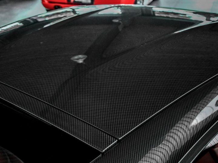 Aston Martin DBS Superleggera 5.2 V12 Full Carbon + Q Spécial 1ère main Garantie 12 mois GRIS XENON - 16