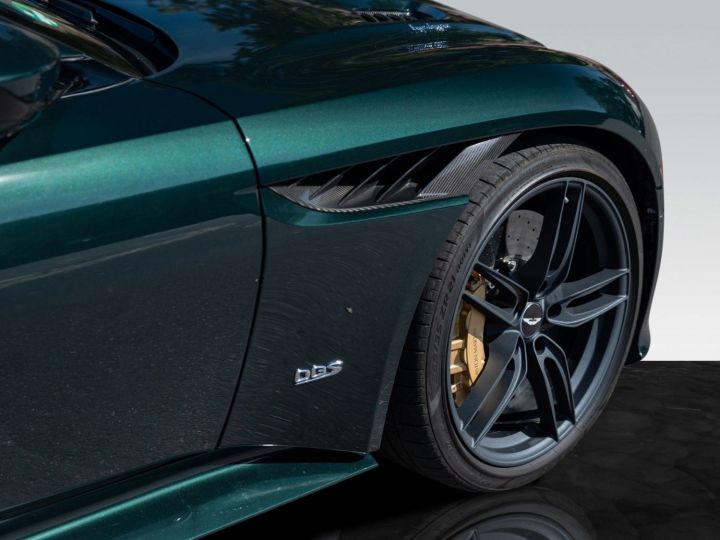 Aston Martin DBS Superleggera Q-Paint PENTLAND / BANG & OLUFSEN / Première main Q-PAIN VERT PENTLAND - 13