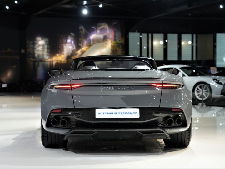 Aston Martin DBS Volante V12 SUPERLEGGERA CHINA GREY CARBONE / PREMIERE MAIN GARANTIE 12 MOIS CHINA GREY - 8