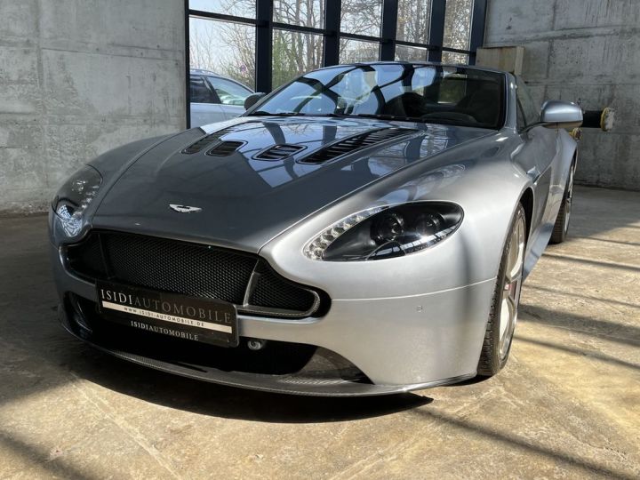 Aston Martin V12 Vantage 5.9 576 7-Speed Sportshift III 1èreM Audio System Aston Martin Premium Audio 700W Garantie 12 mois Prémium Argent - 2