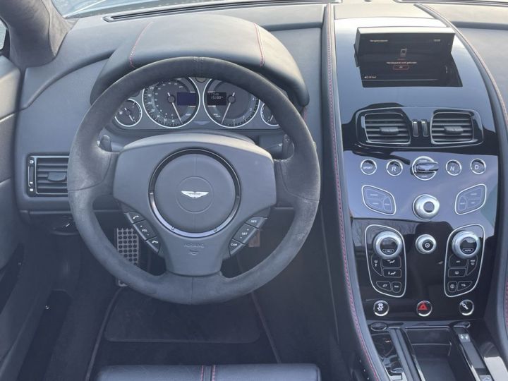 Aston Martin V12 Vantage 5.9 576 7-Speed Sportshift III 1èreM Audio System Aston Martin Premium Audio 700W Garantie 12 mois Prémium Argent - 21