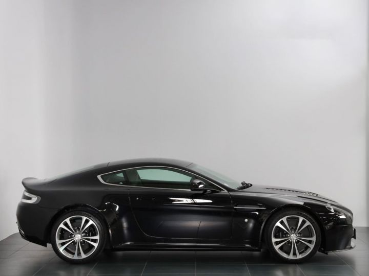 Aston Martin V12 Vantage FREINS CARBONE SUIVI ASTON GARANTIE 12 MOIS NOIR - 2