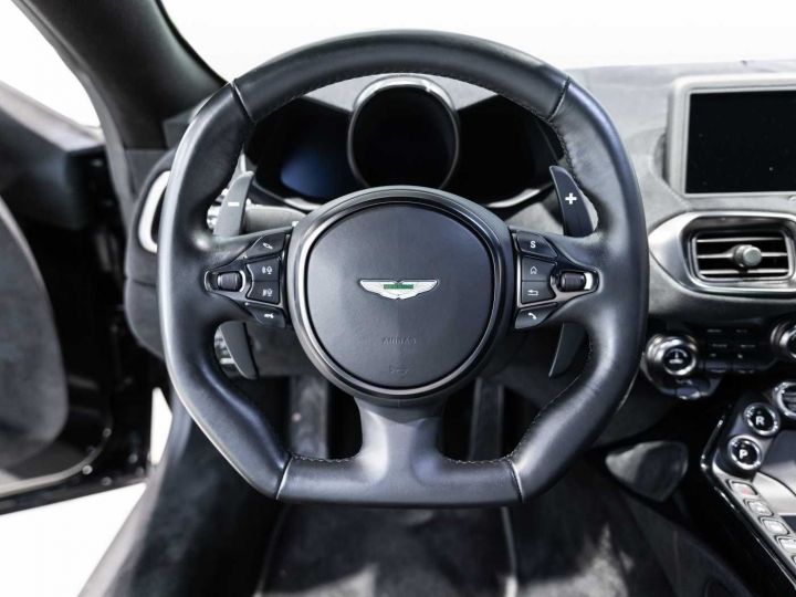 Aston Martin V8 Vantage Noir - 11