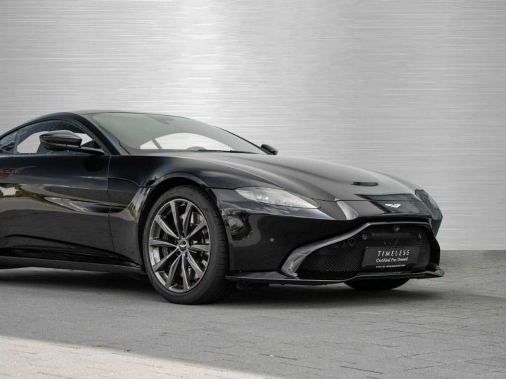 Aston Martin V8 Vantage NOIR - 12