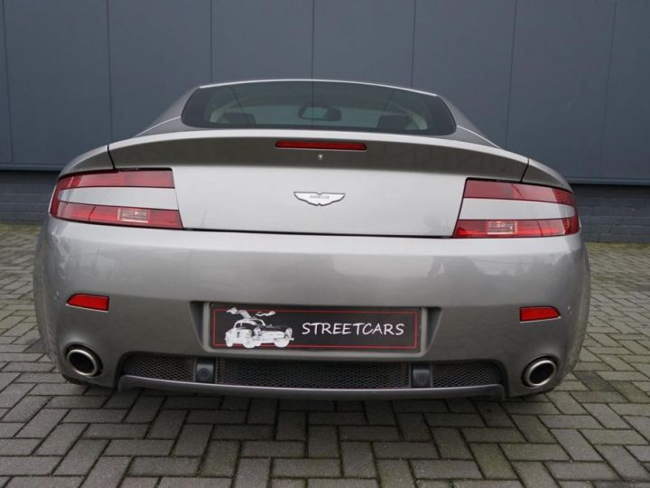 Aston Martin V8 Vantage 4.7 / Garantie 12 mois Gris métallisé - 4