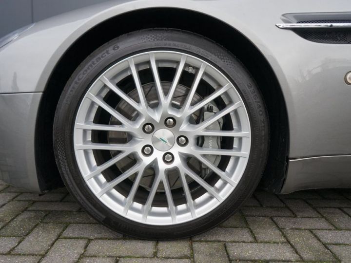 Aston Martin V8 Vantage 4.7 / Garantie 12 mois Gris métallisé - 5
