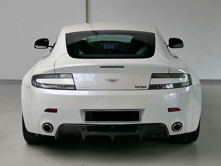 Aston Martin V8 Vantage Aston Martin V8 Vantage 4.7 V8 Sport shift Carbone Blanc - 6