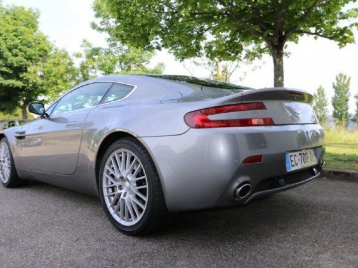 Aston Martin V8 Vantage COUPE 4.7 420 SPORTSHIFT BVS     Essence TUNGSTENE SILVER - 25