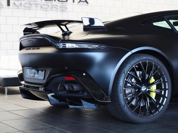 Aston Martin V8 Vantage F1 EDITION / Carbone / 360° / Garantie Noir - 4