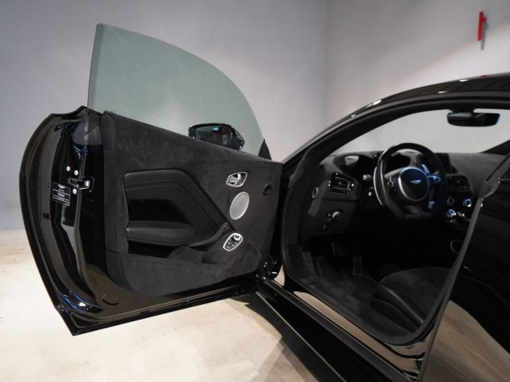 Aston Martin V8 Vantage Full black intérieur alcantara Première main Garantie 12 mois NOIR - 11