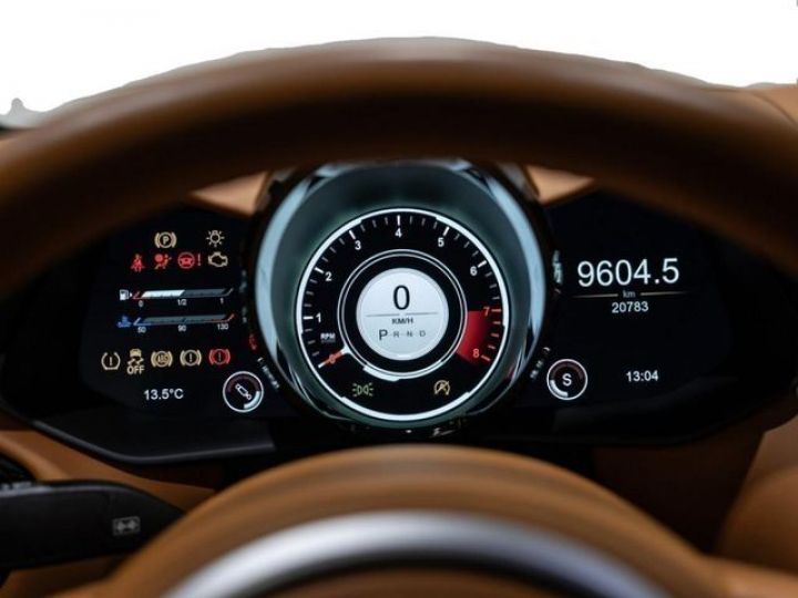 Aston Martin V8 Vantage MAGNETIC SILVER INTERIEUR BEIGE CAMERA 360° 2 SIEGES ELEC SON HAUT DE GAMME GARANTIE 12 MOIS PREMIERE MAIN Magnetic Silver - 6