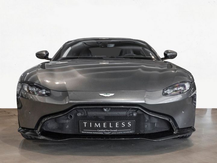 Aston Martin V8 Vantage Premiere main Garantie Aston Martin Timeless MAGNETIC SILVER - 7