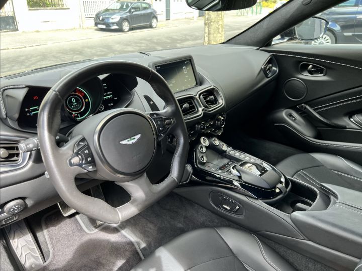 Aston Martin V8 Vantage V8 Vantage  - 9