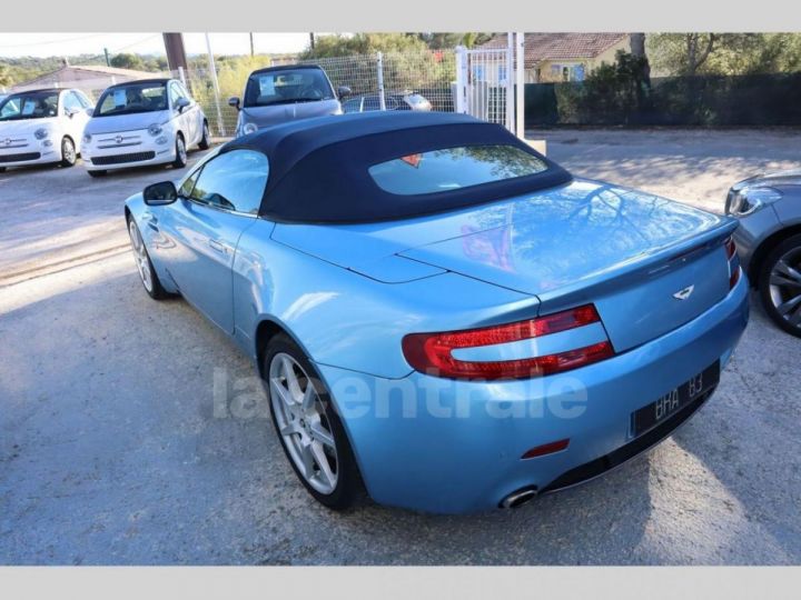 Aston Martin Vantage ROADSTER 4.3 390 BVA6 BLEU CLAIR - 6