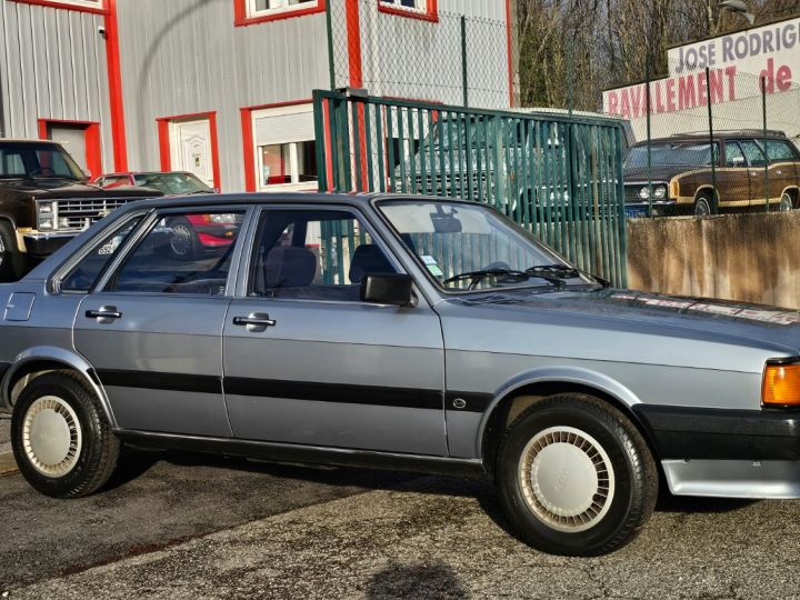 Audi 80 CC 1.8L 90ch Bleu azur métallisé - 4